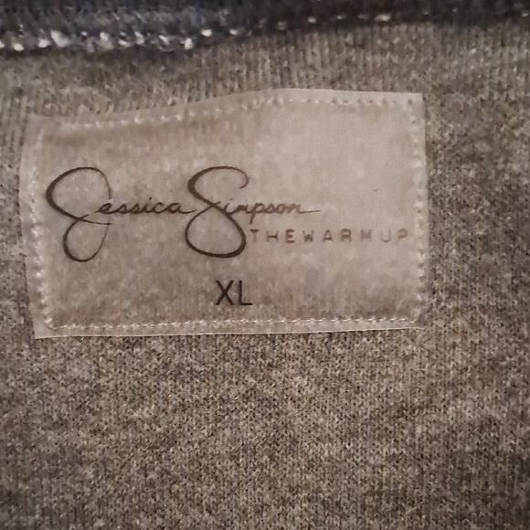 Jessica Simpson Heather Gray Sweater - Picture 2 of 4